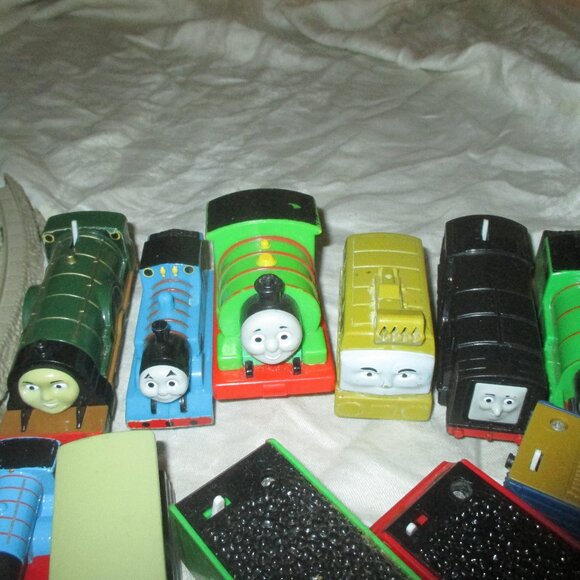 Thomas Tank Engine Huge Lot Metal Die Cast & Plastic Trains Plus Plastic Track - Picture 3 of 9